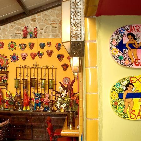 Casa De Las Flores Bed and Breakfast Tlaquepaque Zewnętrze zdjęcie