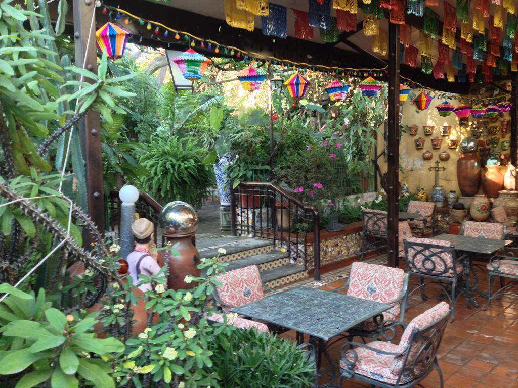 Casa De Las Flores Bed and Breakfast Tlaquepaque Zewnętrze zdjęcie