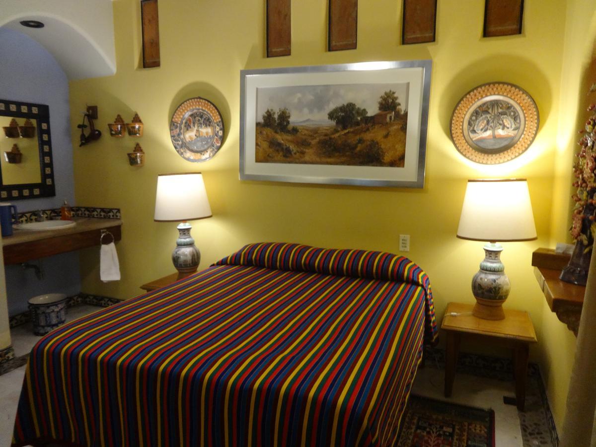 Casa De Las Flores Bed and Breakfast Tlaquepaque Zewnętrze zdjęcie